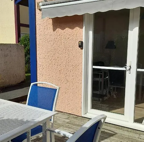 Prázdninový areál Mes Amours D'enfants - Les Villas Du Lac 3*